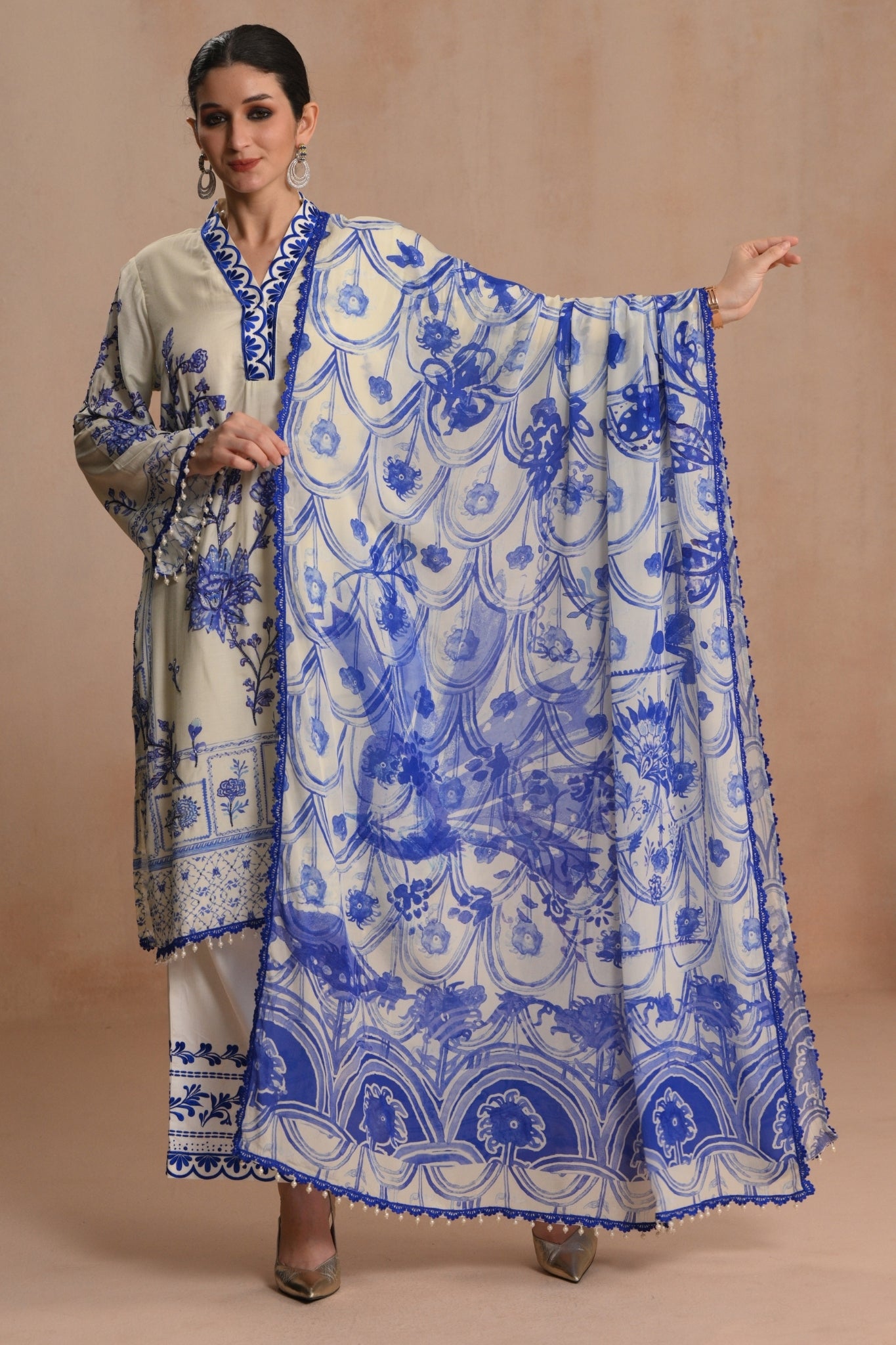 Blue Gulposh EmrboideredKurta Set Taroob