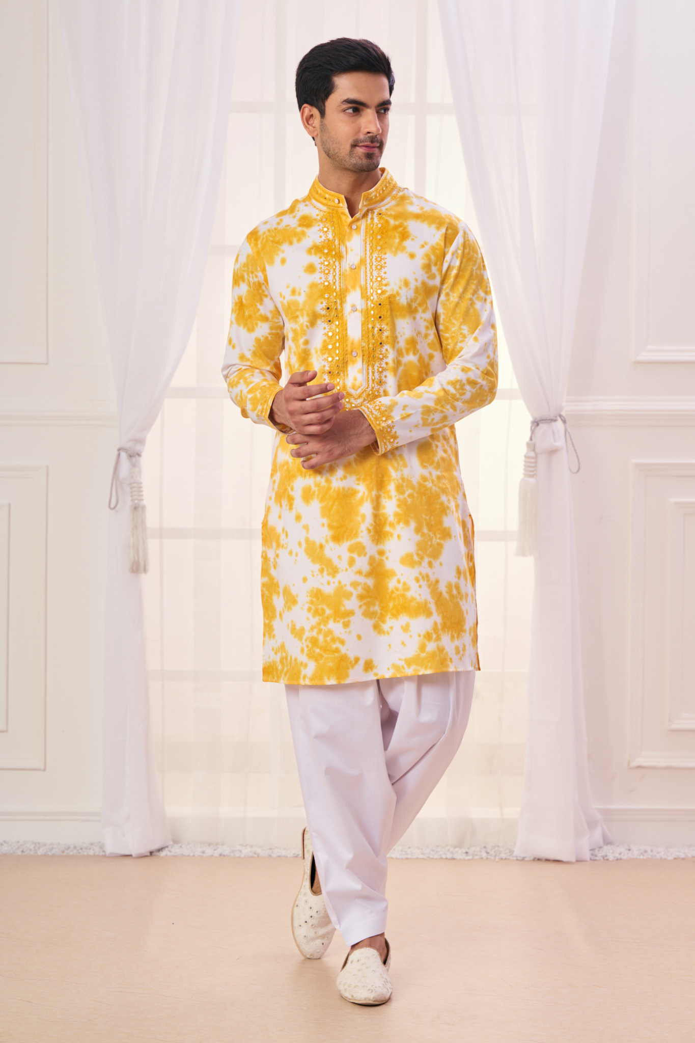 Taroob Hand Tie & Dye Mirror Work Kurta Pajama Set