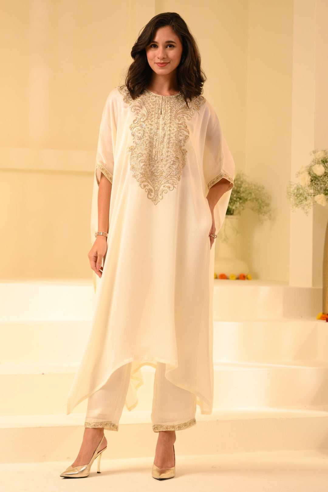 Taroob Hand Zardozi Choga Set