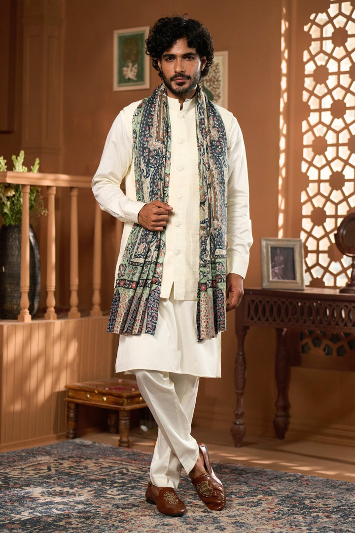 Taroob Splendid Paisley Wool Kalamkari Shawl