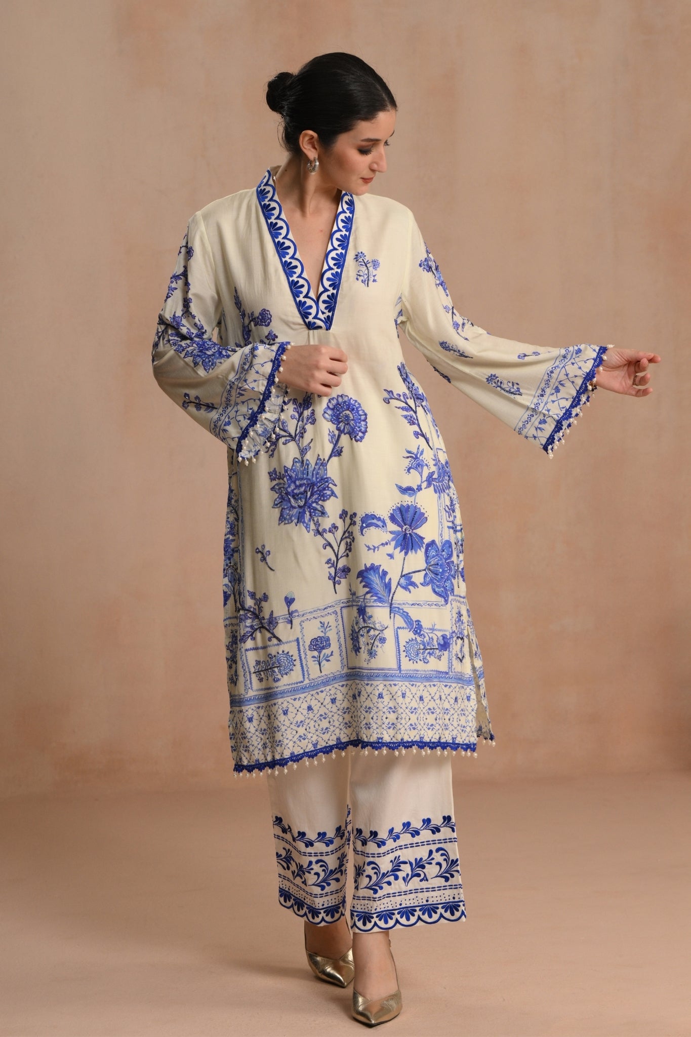 Blue Gulposh EmrboideredKurta Set Taroob