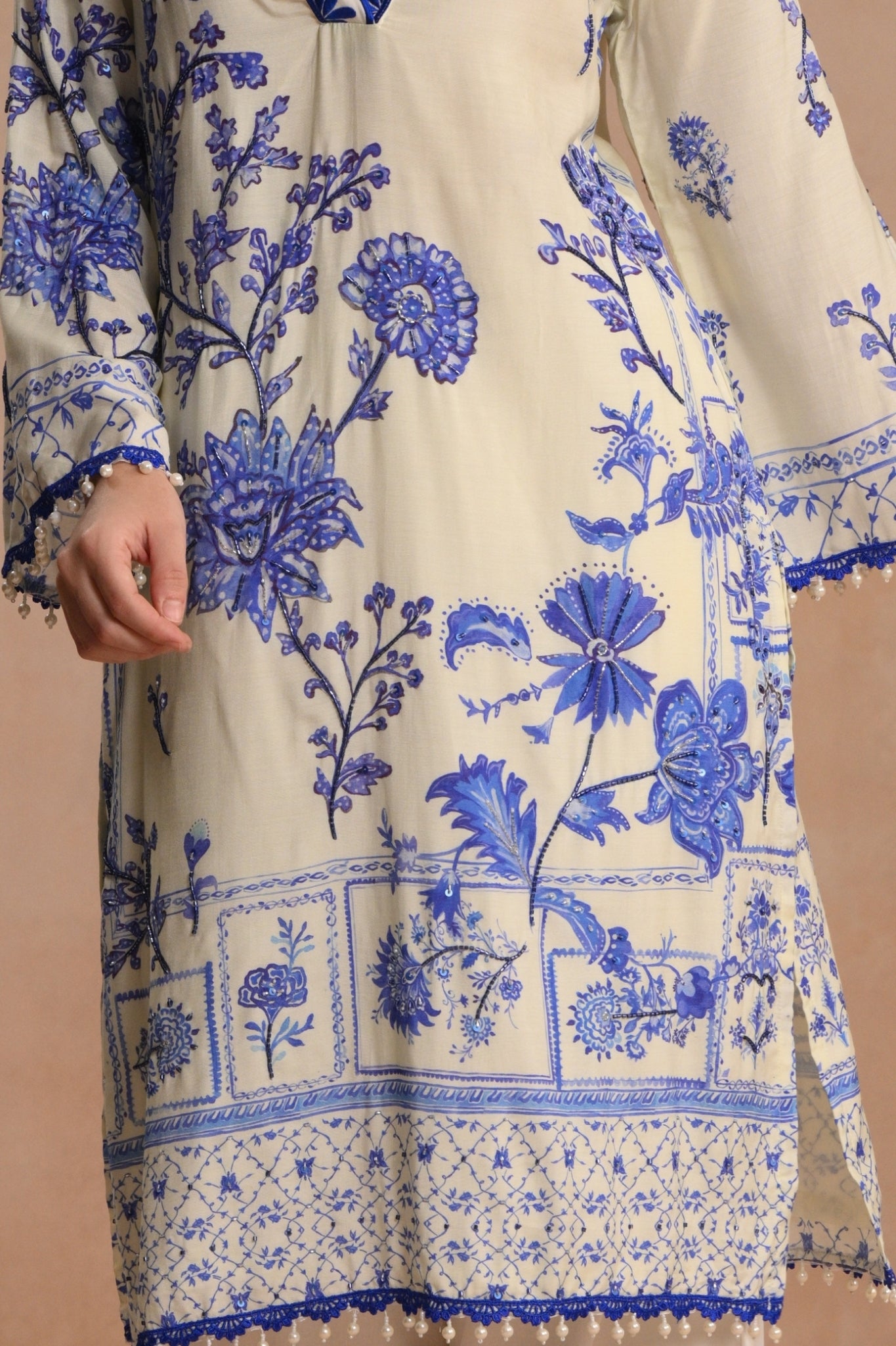 Blue Gulposh EmrboideredKurta Set Taroob