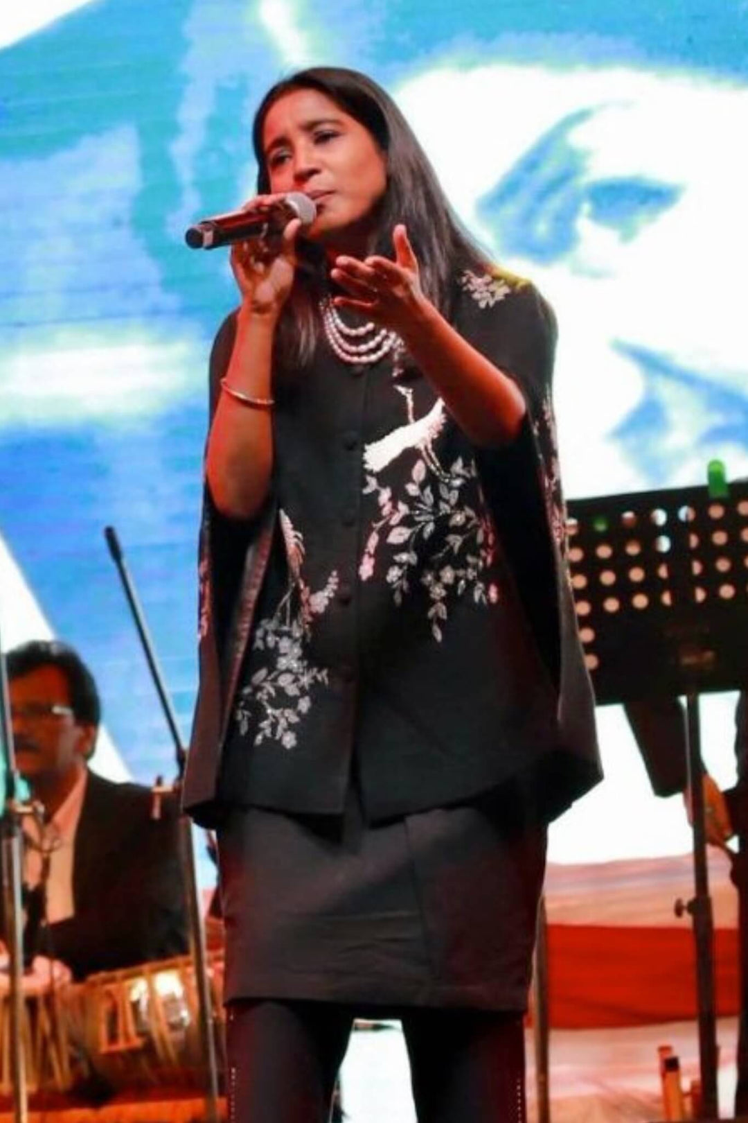 Taroob Homing Flamingos Swarovski Cape