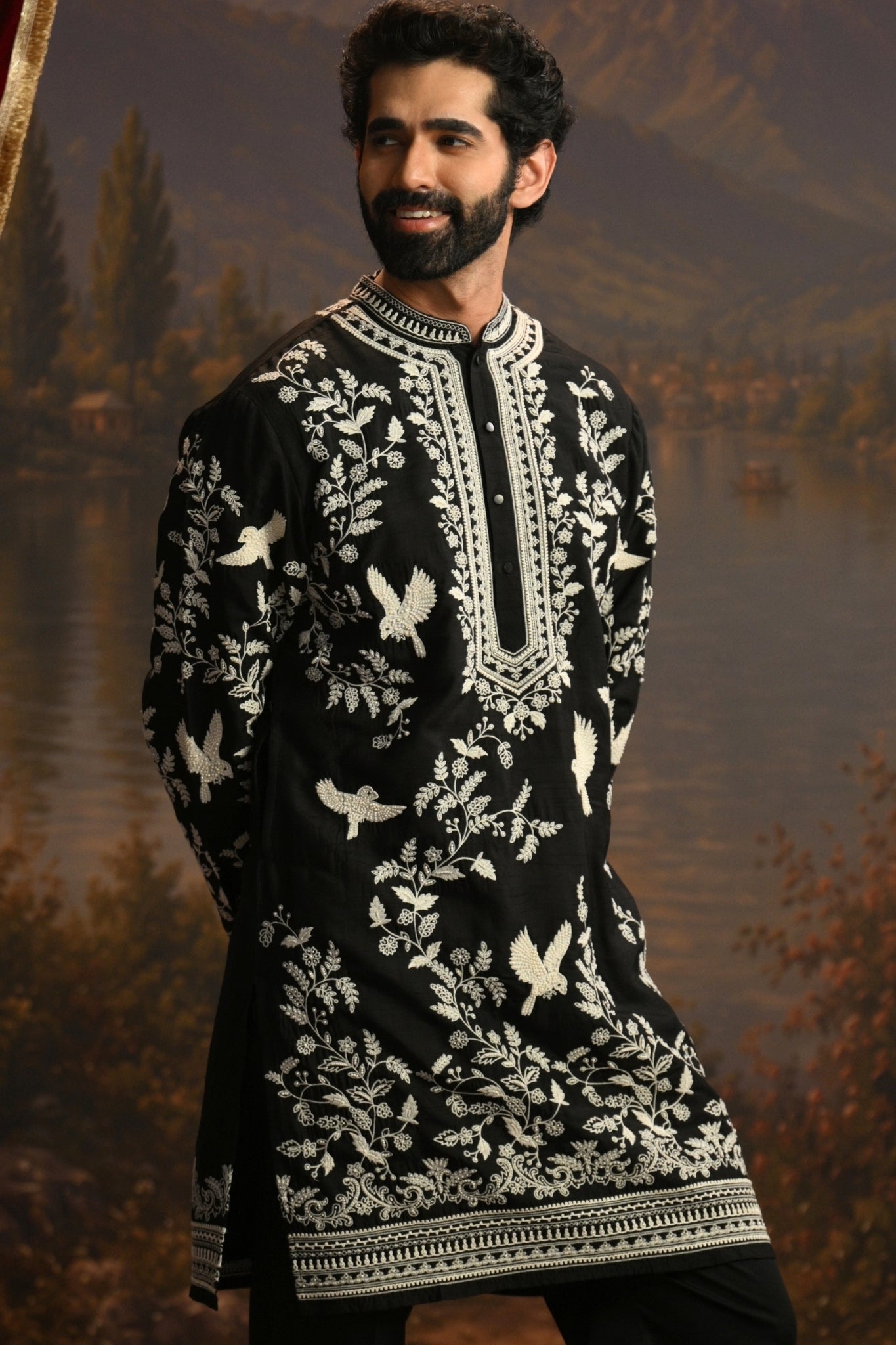 Men's Black Shalimar Hand Embroidered Kurta Pajama Set Taroob