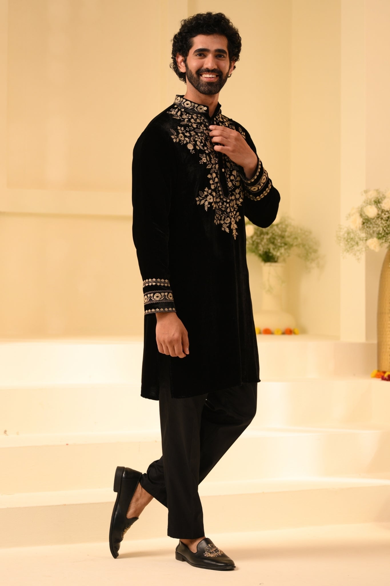 Taroob Hand Embellished Velvet Kurta Pajama Set