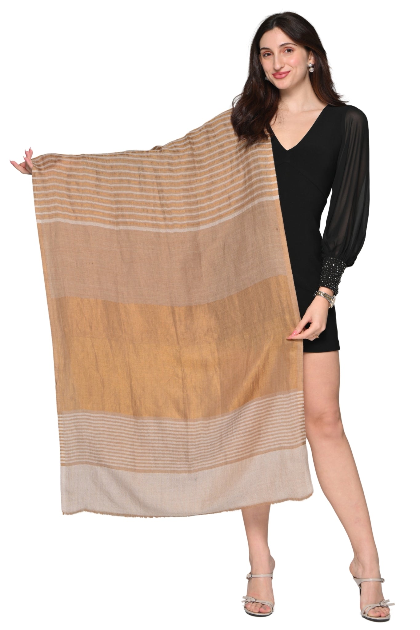 Fine Wool Antique Gold Striper Stole – Women's Zari Stoles – Detail view | Taroob