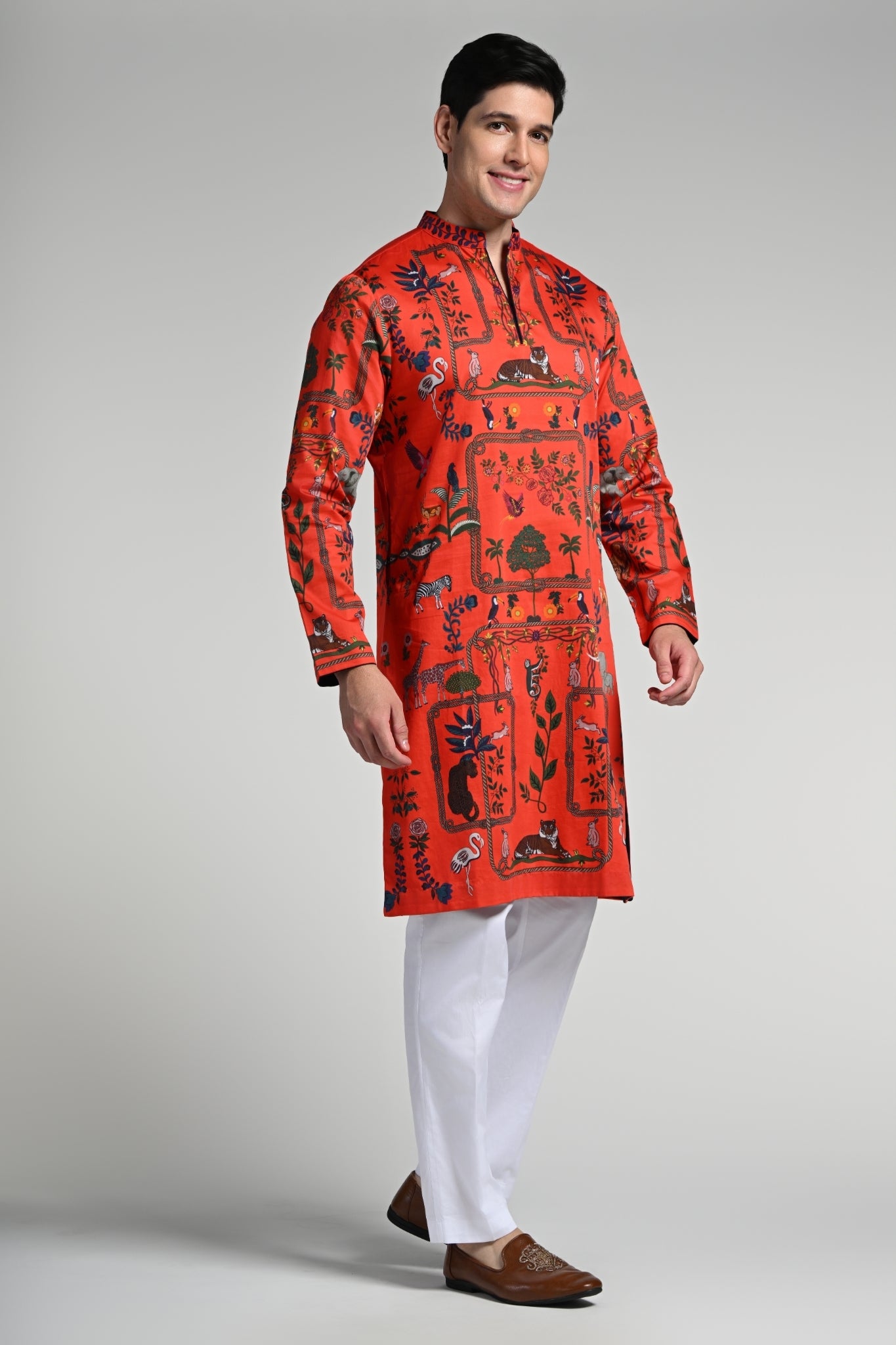 Printed Safari Kurta Pajama Set – Men's – Image 3 | Taroob