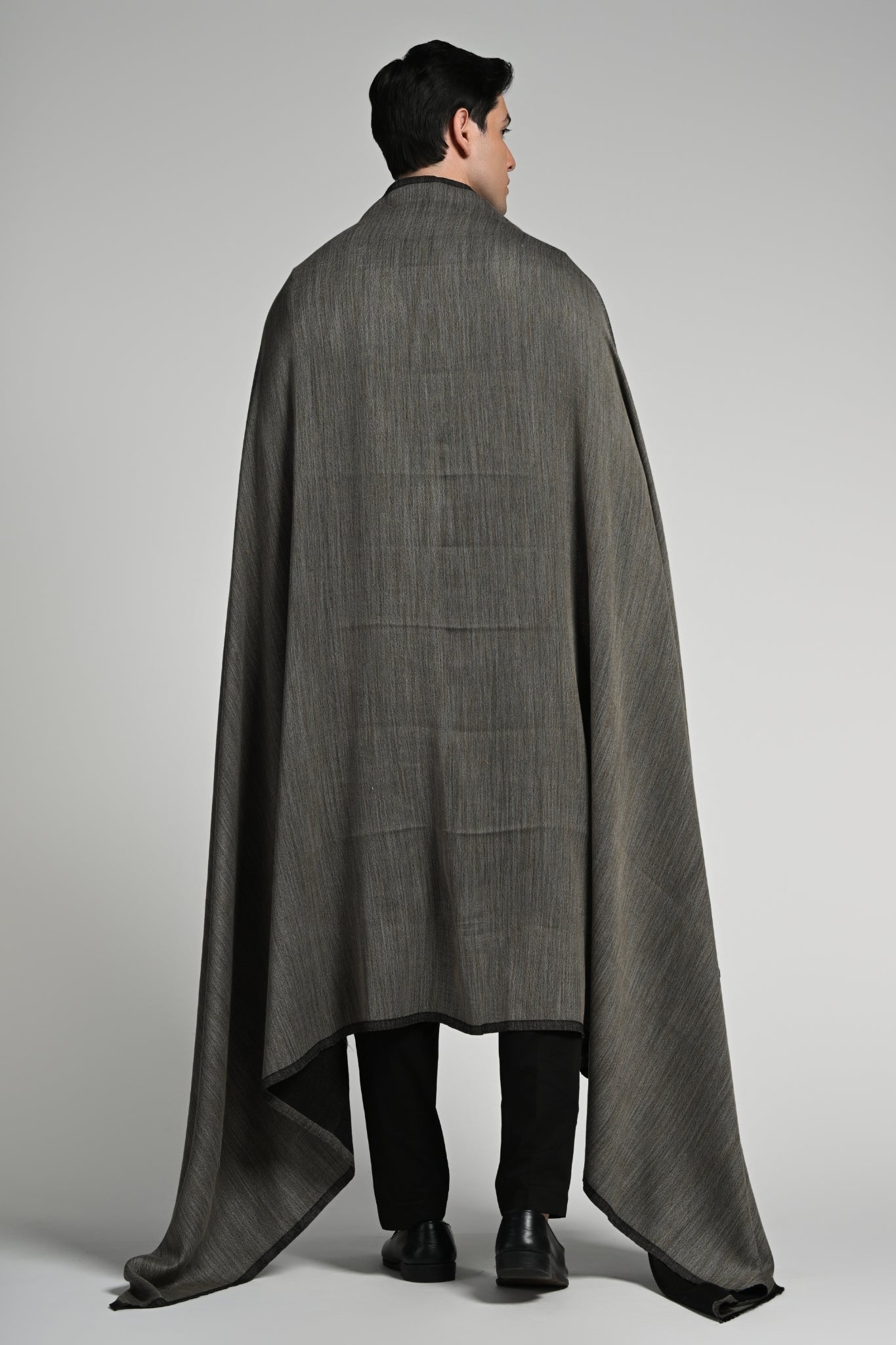 Pure Wool Reversible Dusala – Men's Check & Striper Dusala – Detail view | Taroob