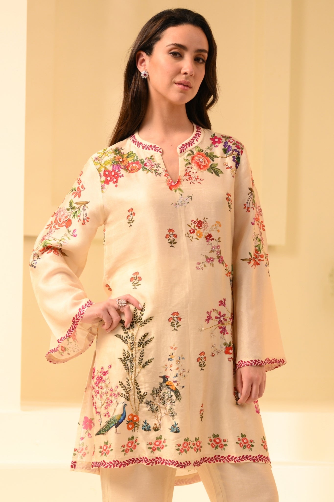 Taroob Mor Mahal Embroidered Kurta Set