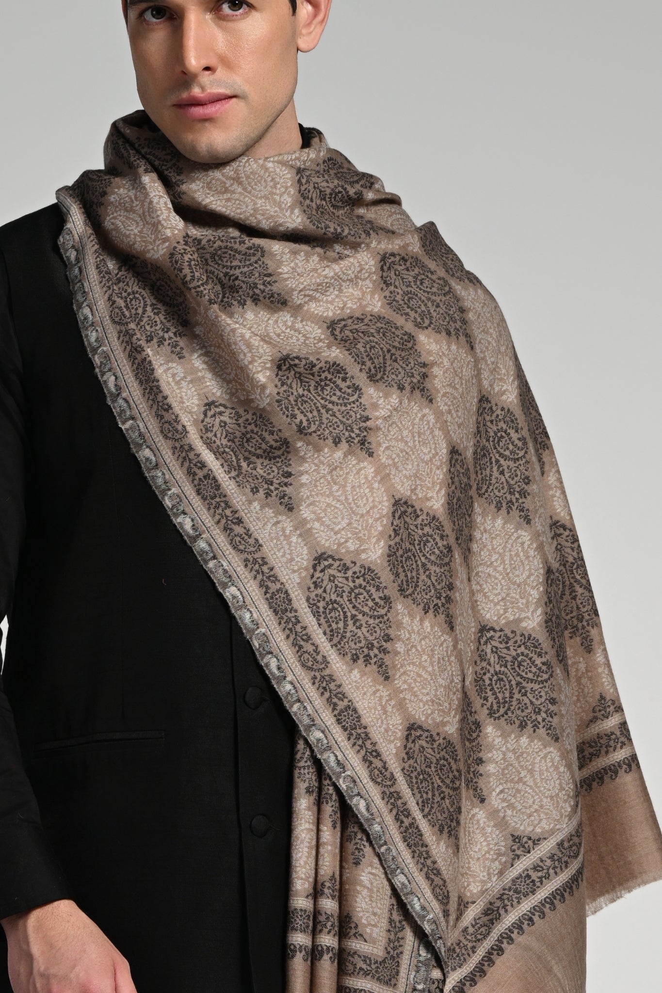 Taroob Fine Wool Kashmiri Jaal Kaani Stole