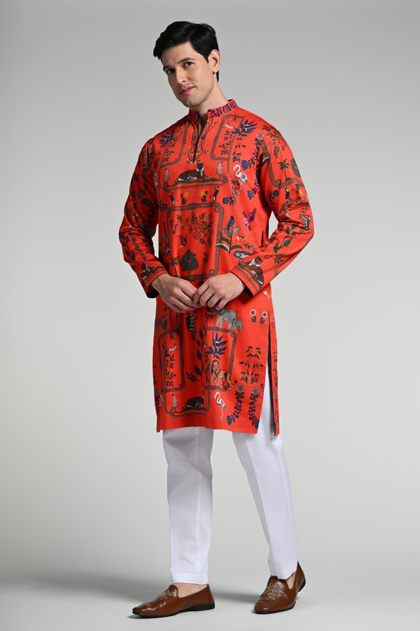 Printed Safari Kurta Pajama Set – Men's – Image 5 | Taroob