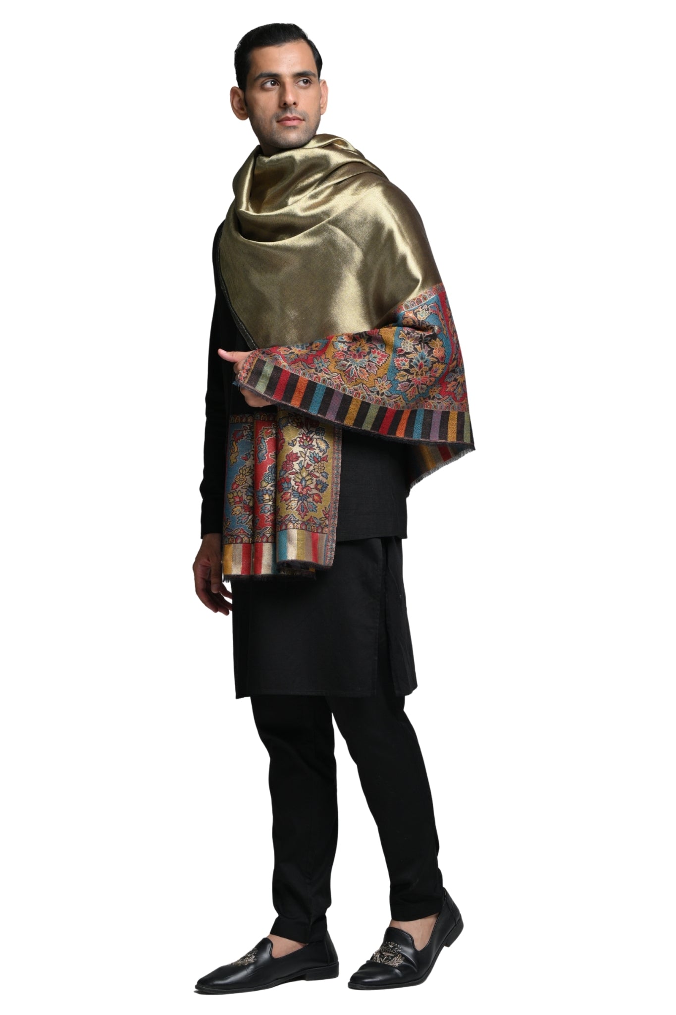 Border Kashmiri Resham Stole – Men's Zari Stoles – Styling view | Taroob