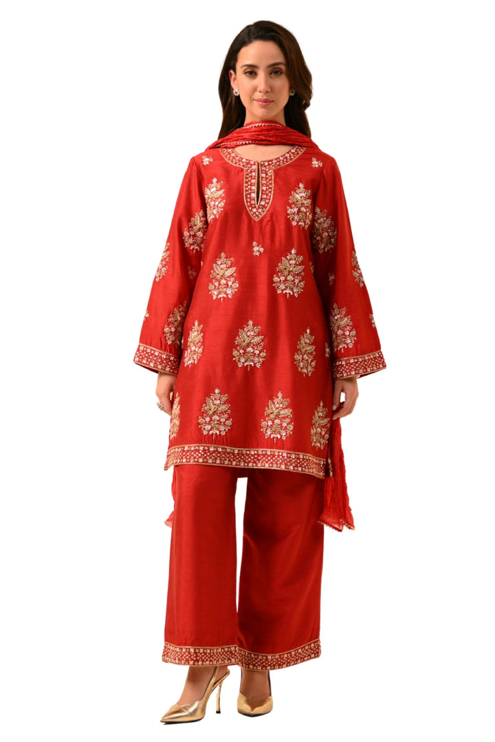 Taroob Royal Zarodzi Hand Embellished Kurta Set
