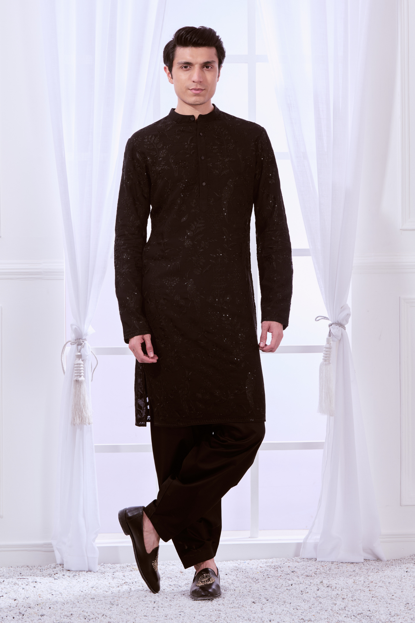 Taroob Safari Chikenkari Kurta Pajama Set
