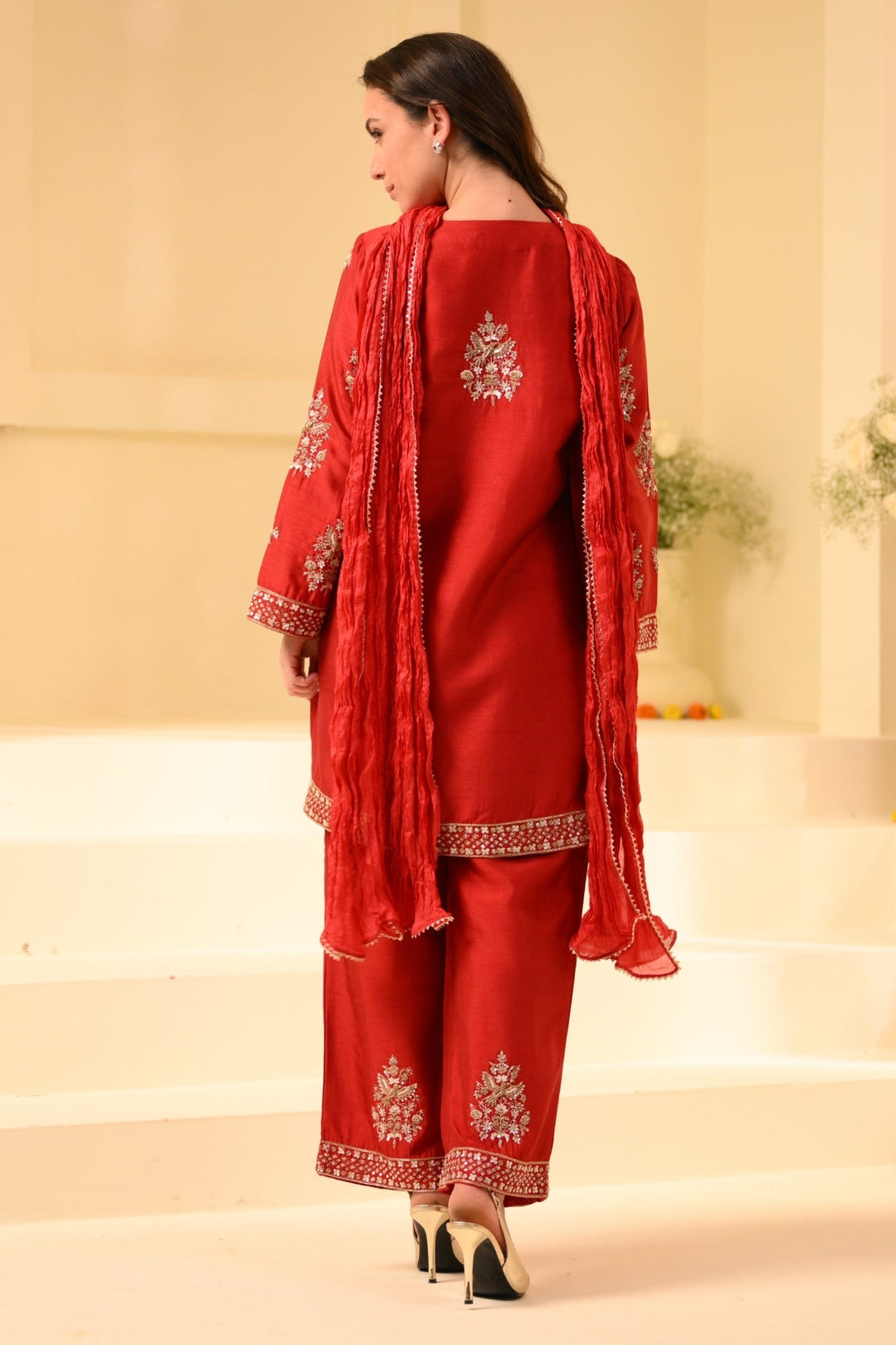 Taroob Royal Zarodzi Hand Embellished Kurta Set