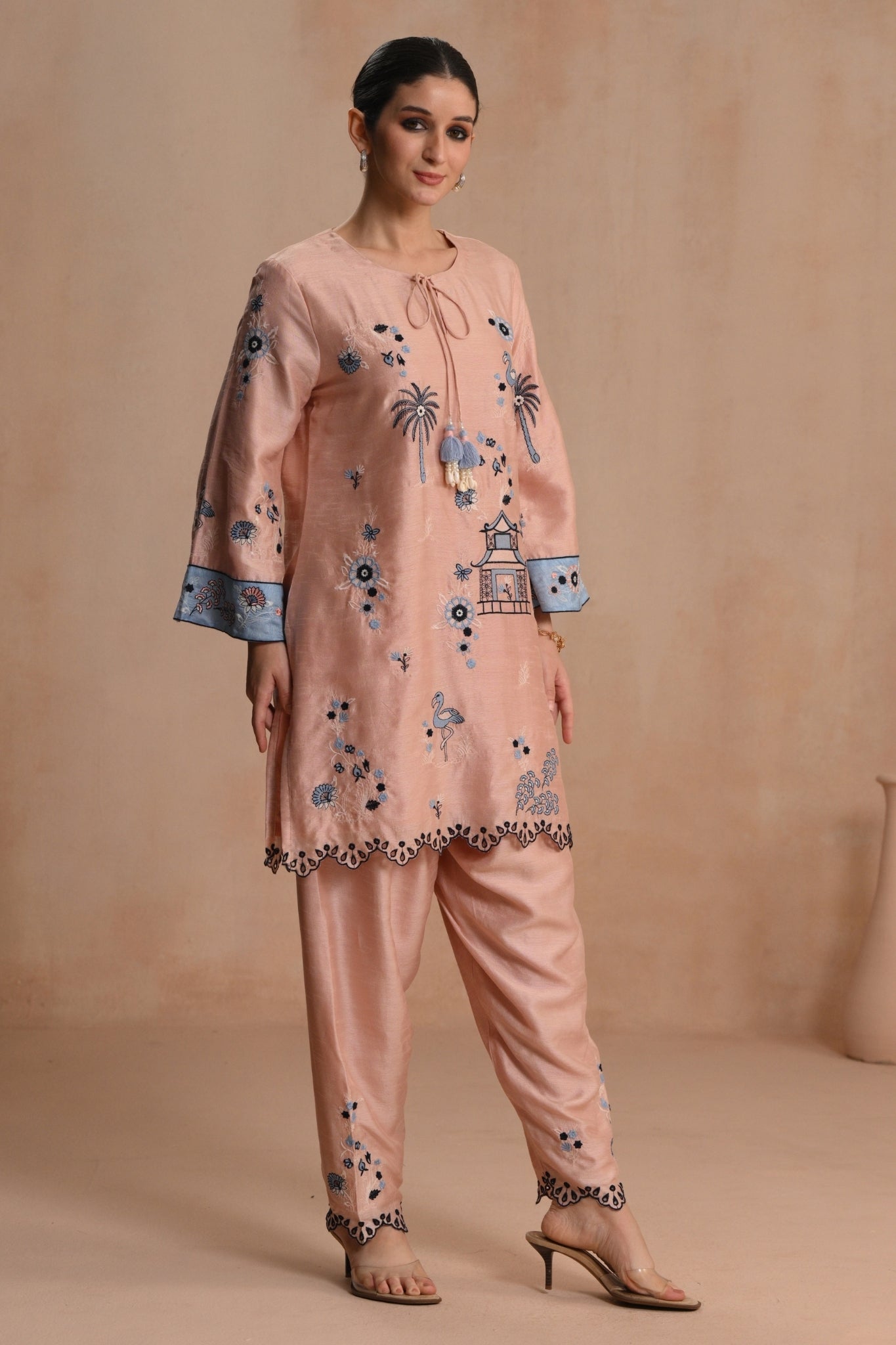 Pink Gulrukh Embroidered Kurta Set Tarob