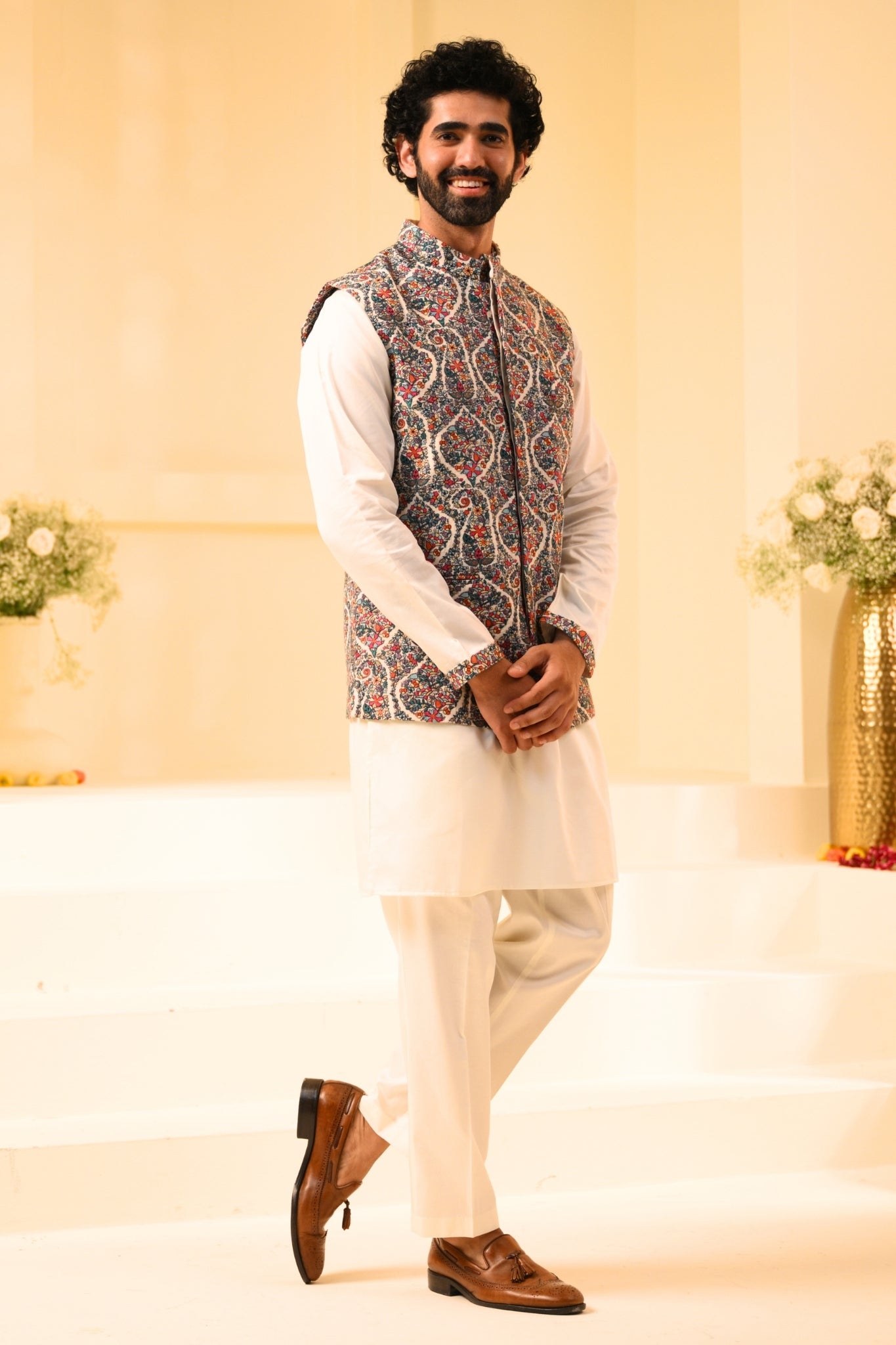 Taroob Emboidered Kashmir Gulistan Nehru Jacket