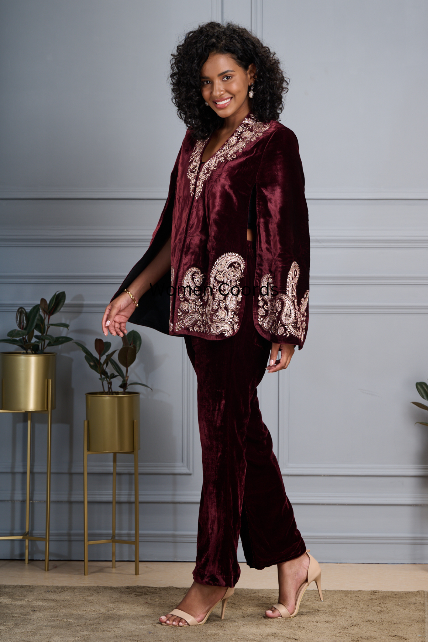 Taroob Hand Embellished Paisley Velvet Cape