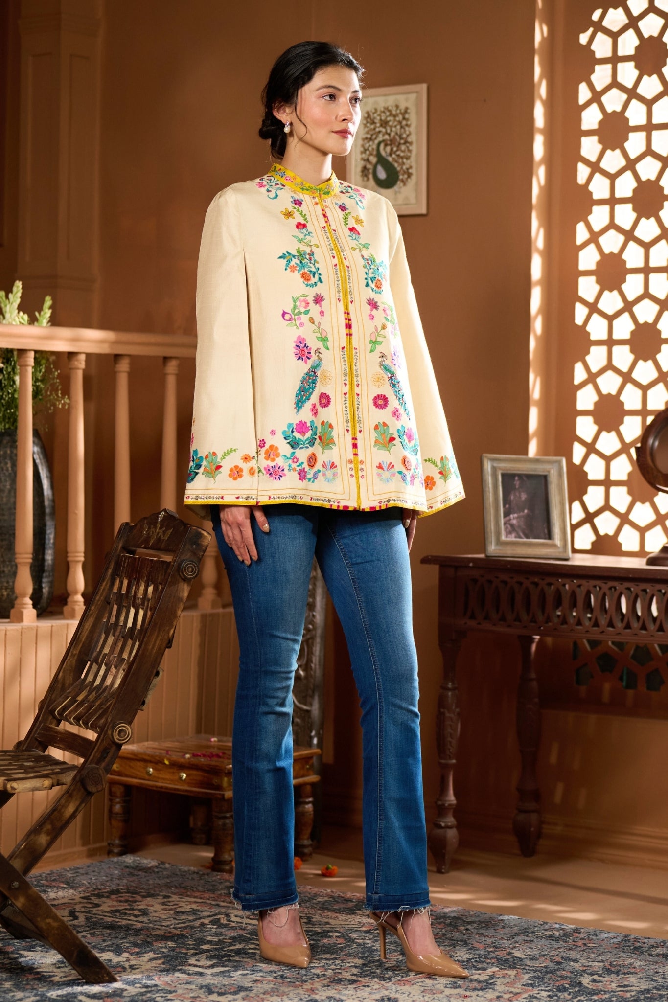 Taroob Dancing Feathers Kalamkari Cape