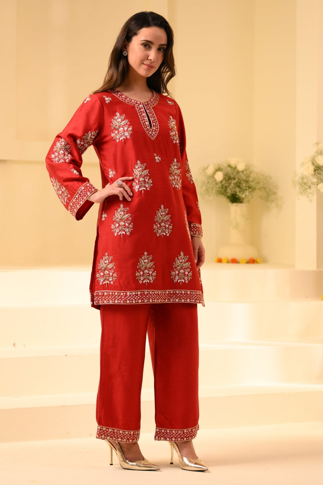 Taroob Royal Zarodzi Hand Embellished Kurta Set