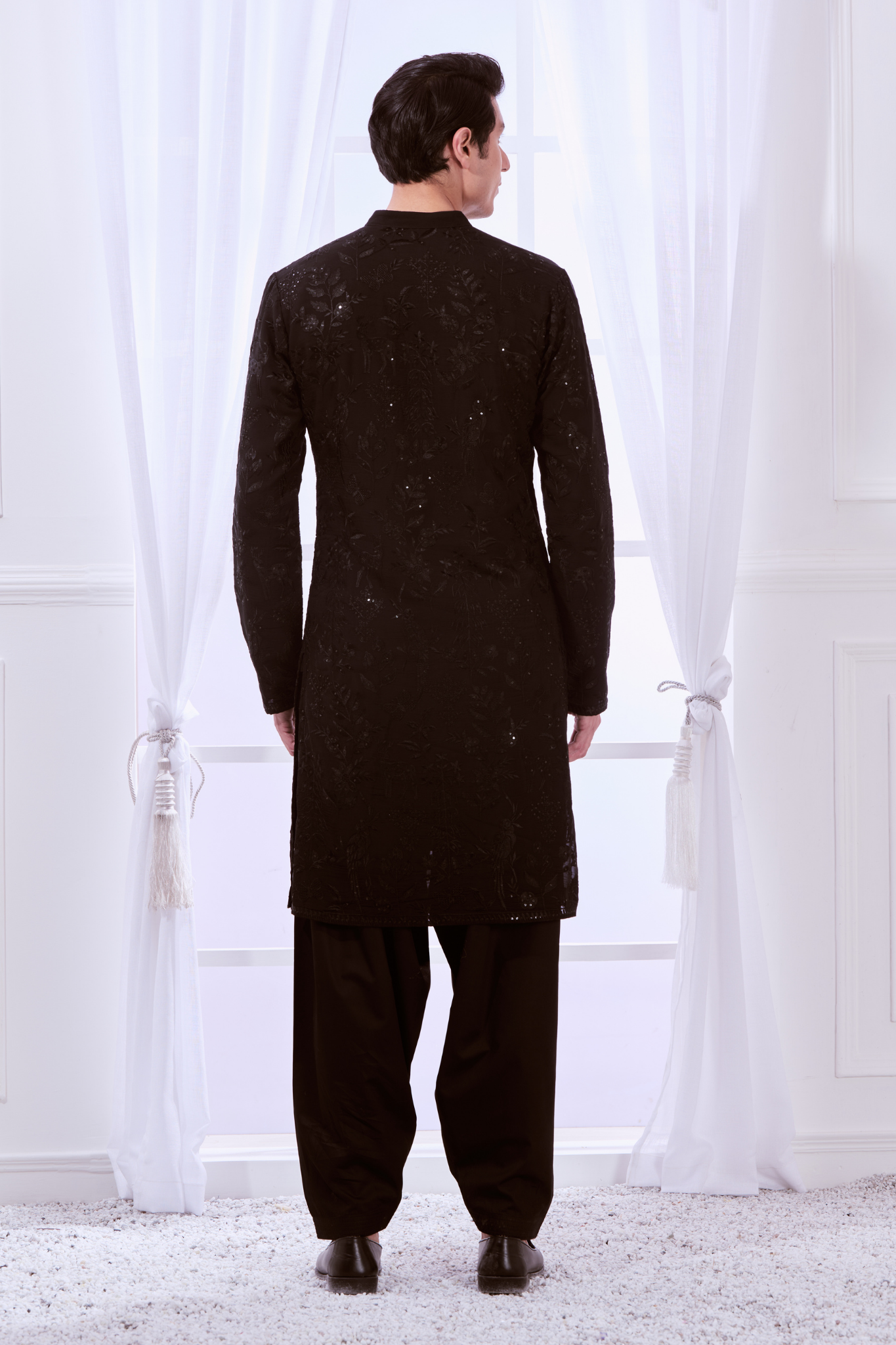 Taroob Safari Chikenkari Kurta Pajama Set