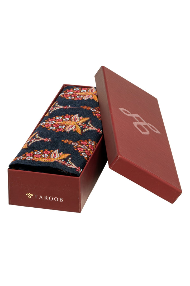 Taroob Gift Set of Unisex  Fine Wool Silk Embroidered Stole for Him or Her