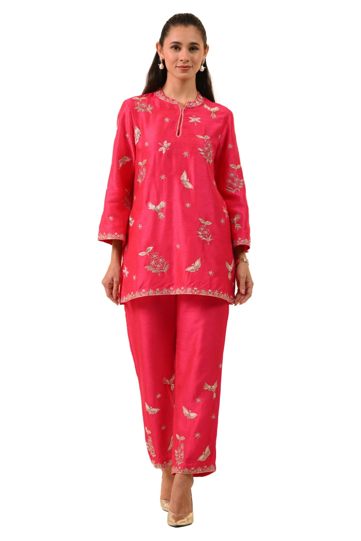 Taroob Flowers & Bugs Hand Embroidered Kurta Set