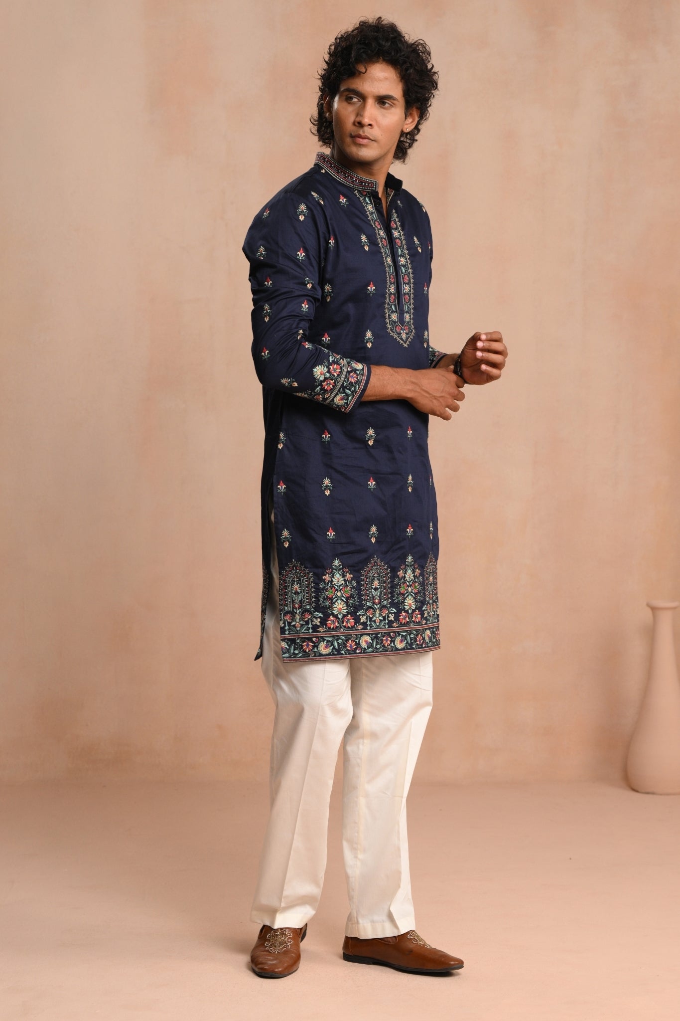 Navy Classic Sozni Embroidered Kurta Pajama Set