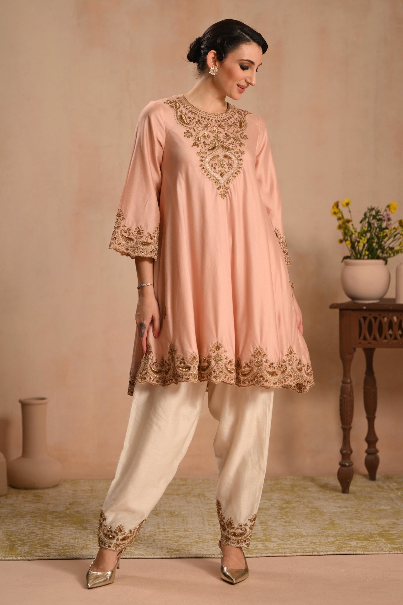 Women's Blush Pink Zareen Handembroidered Kalidaar Kurta Set Taroob