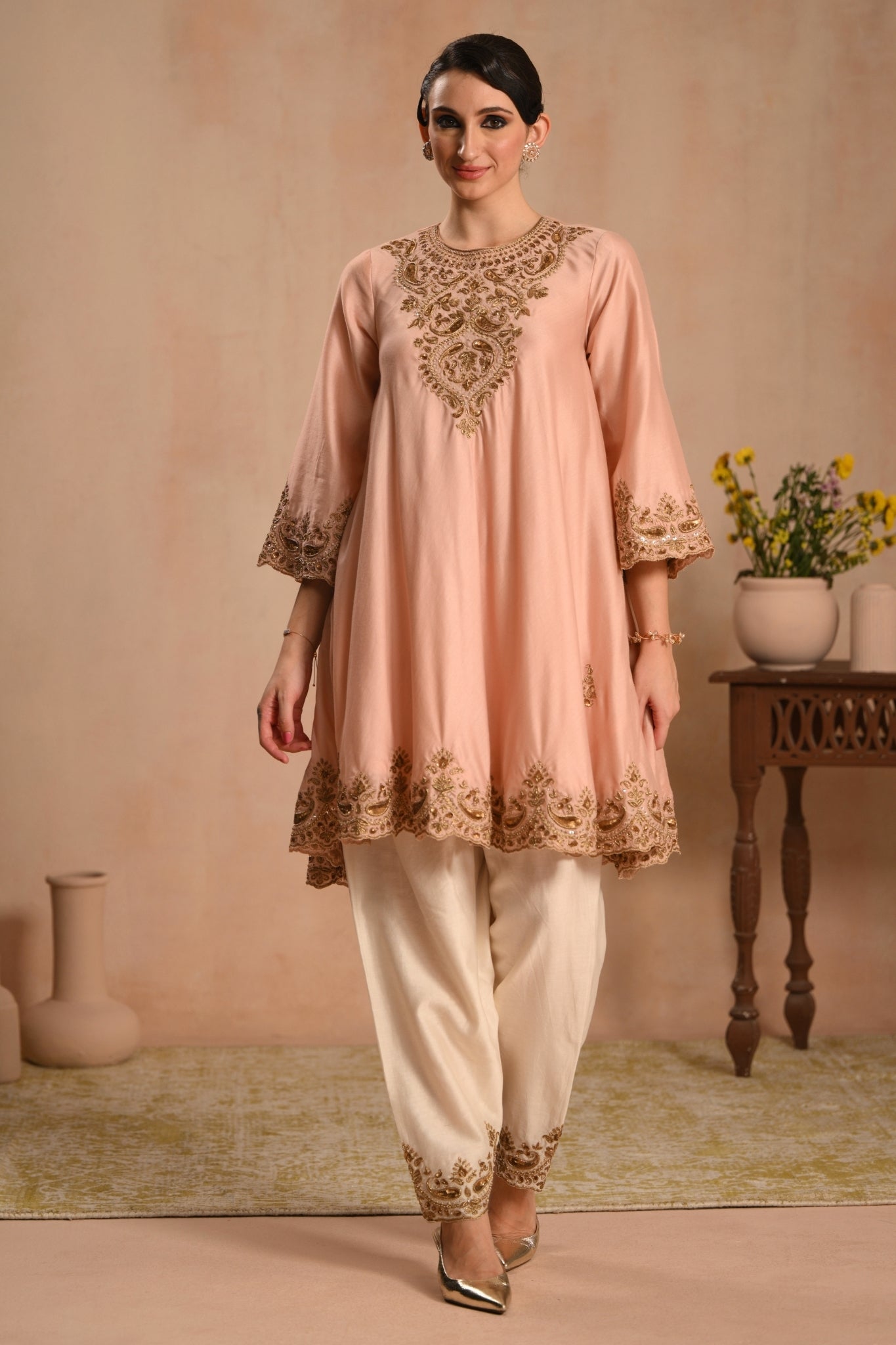 Women's Blush Pink Zareen Handembroidered Kalidaar Kurta Set Taroob