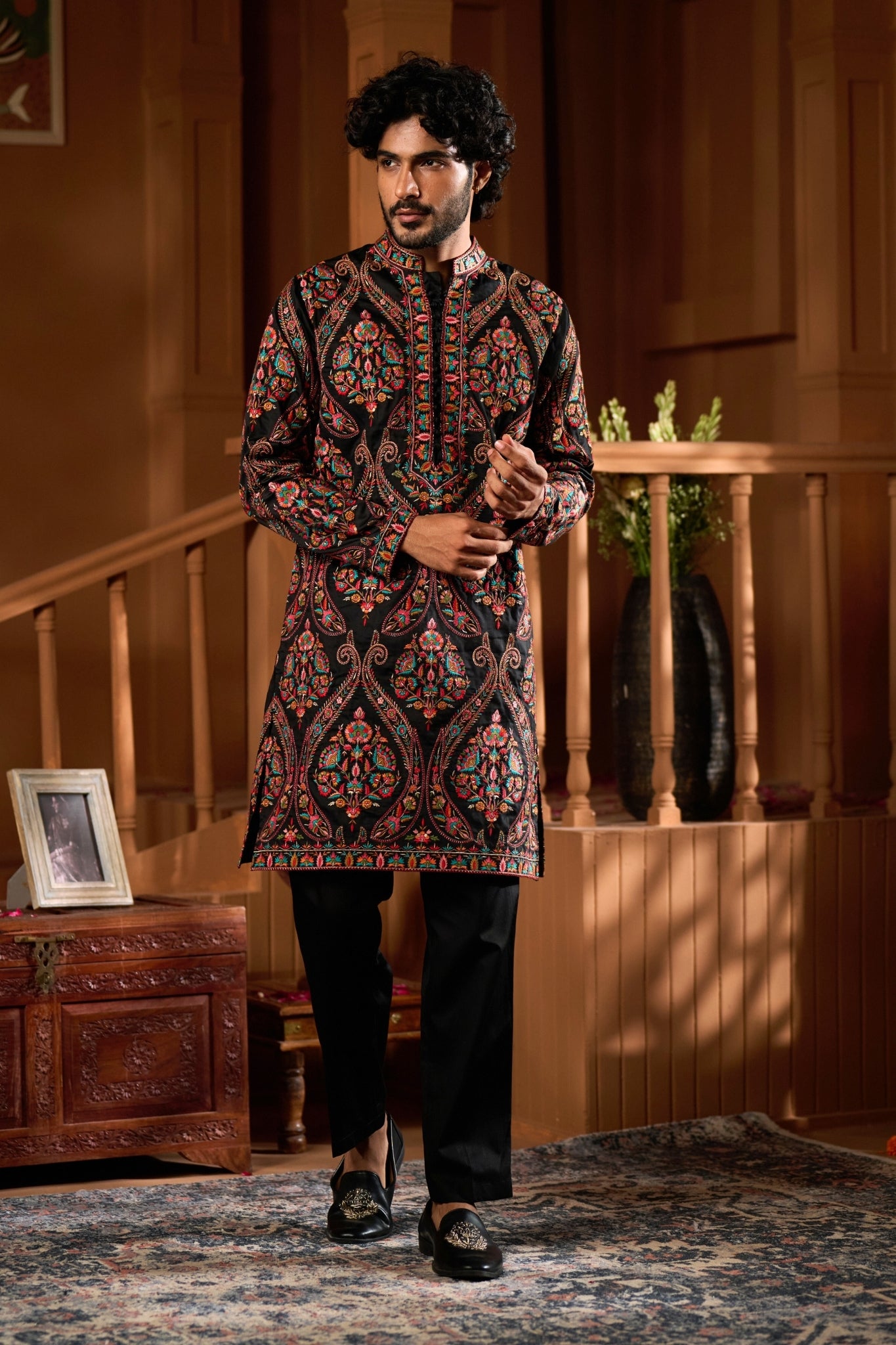 Taroob Shaam-e-Sozni Embroidered Kurta Set