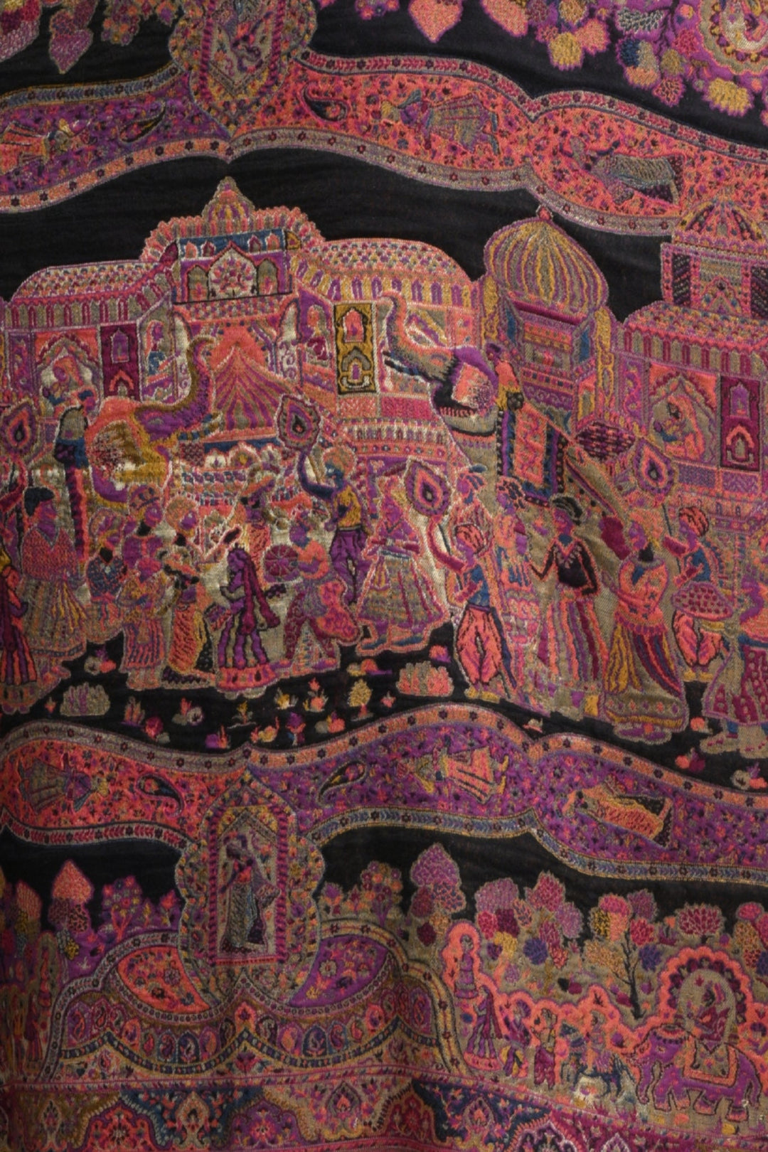 Taroob Mughal Baraat Resham Reversibale Shawl