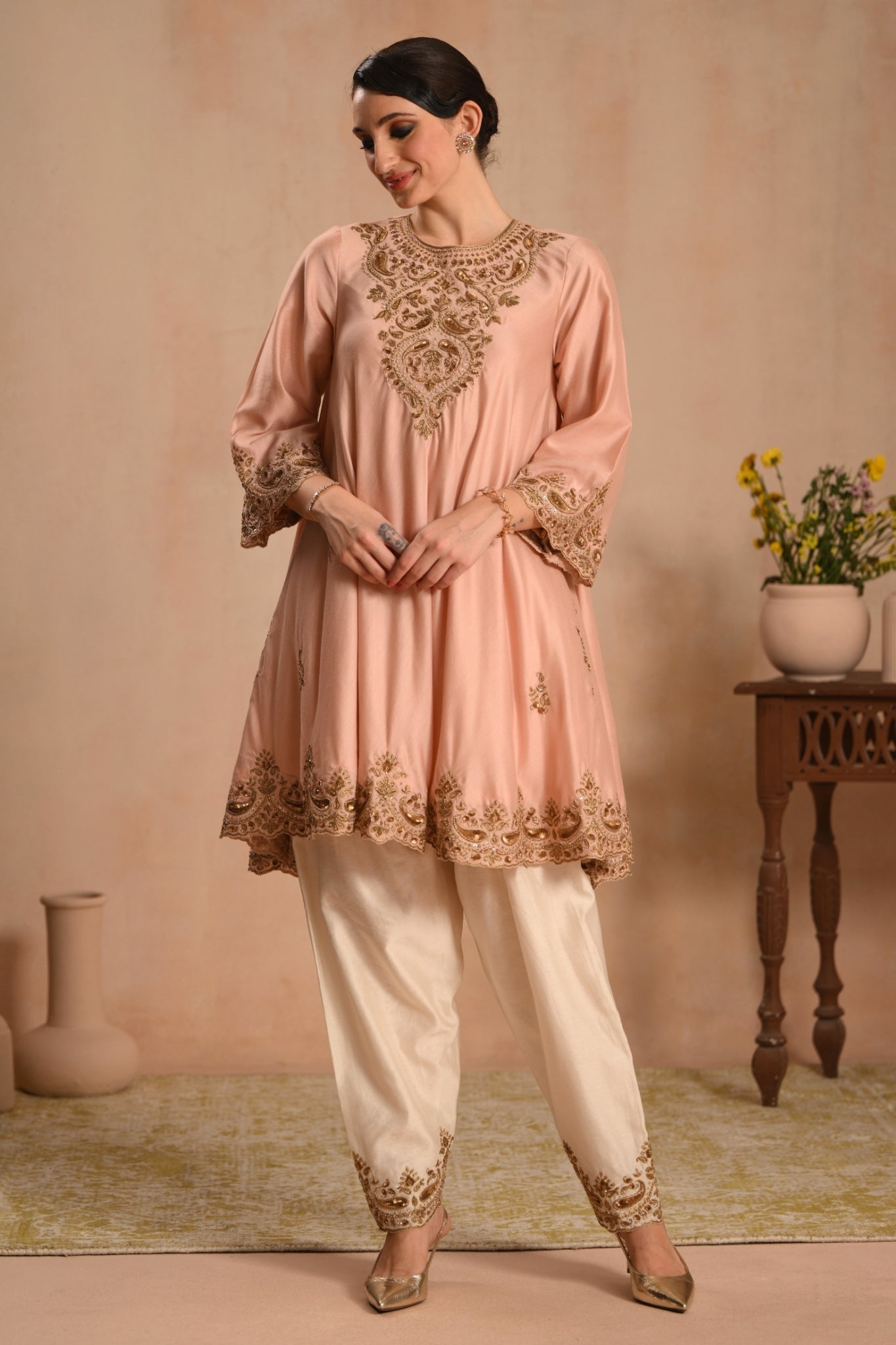 Women's Blush Pink Zareen Handembroidered Kalidaar Kurta Set Taroob