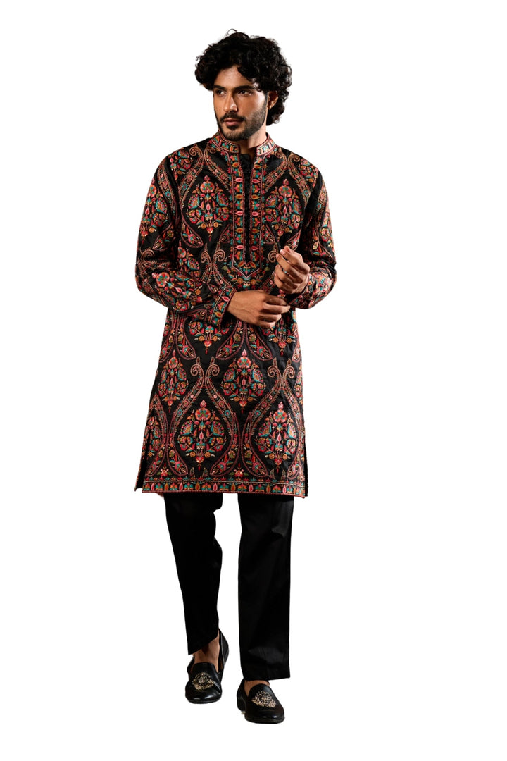 Taroob Shaam-e-Sozni Embroidered Kurta Set