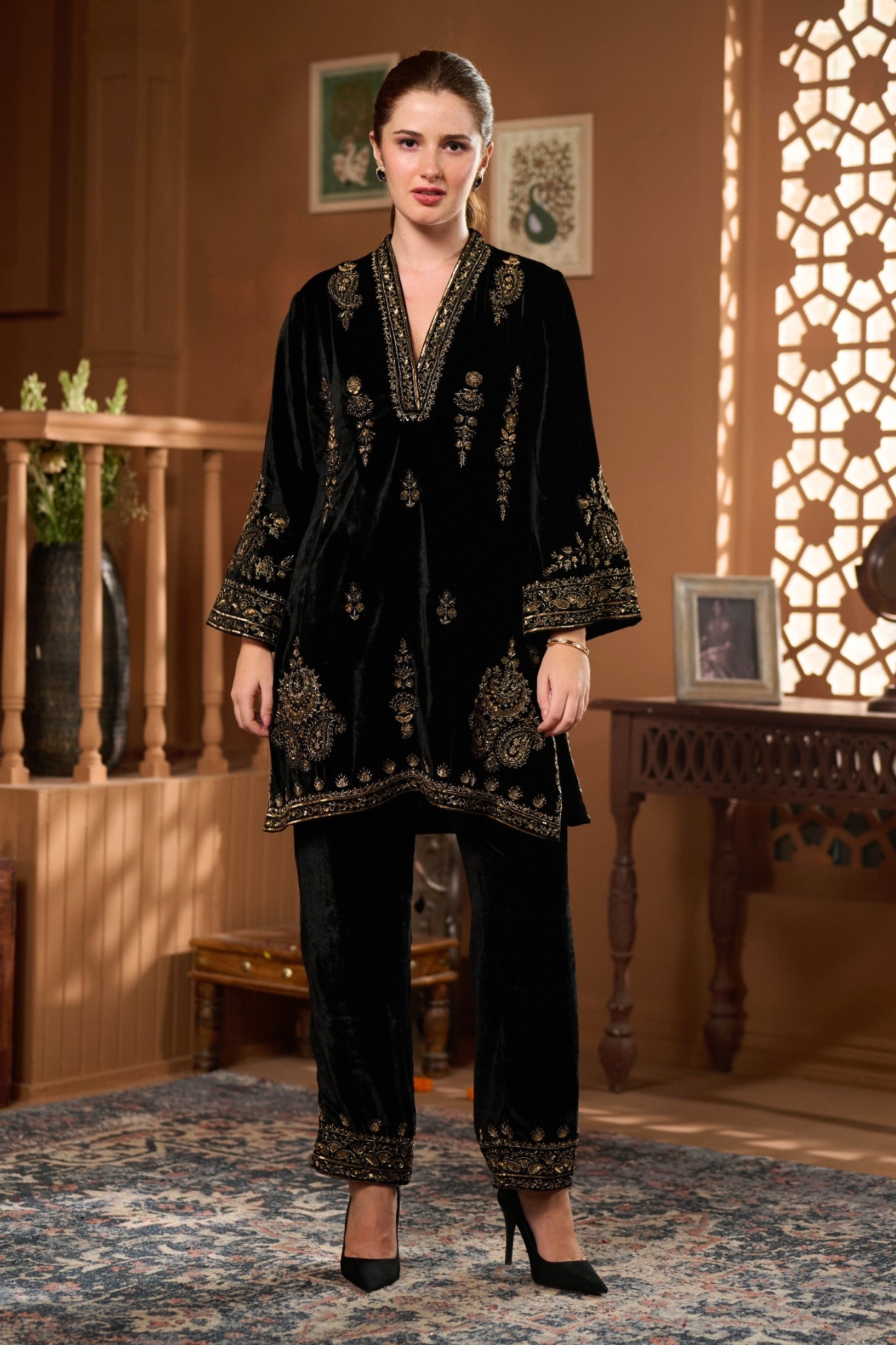 Taroob Velvet Chand Bagh Hand Embellished Kurta Set