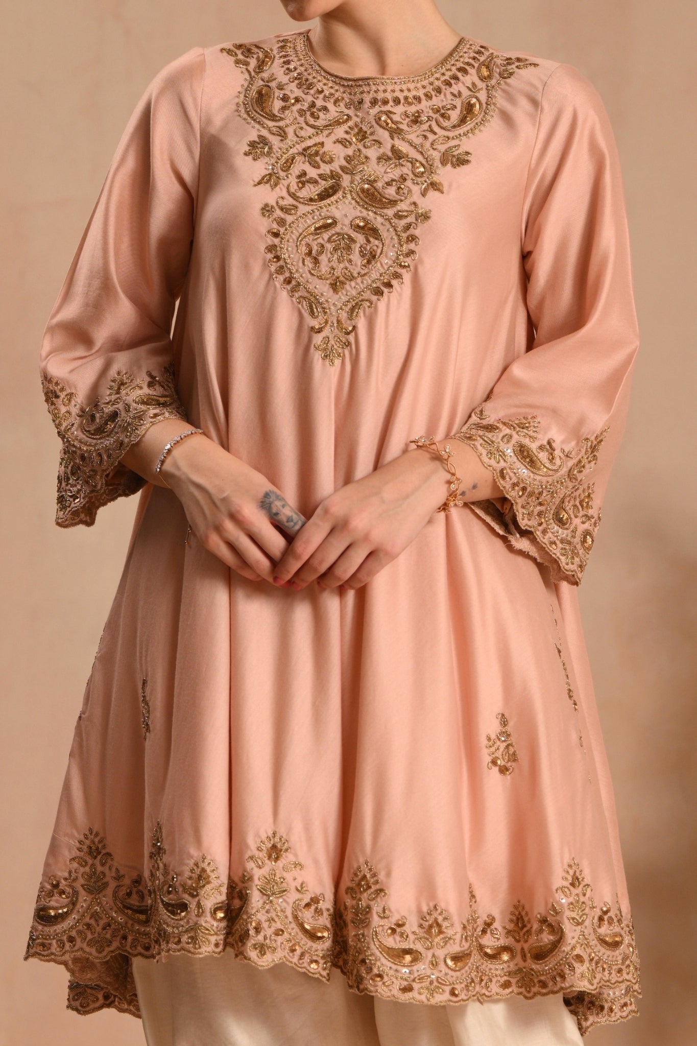 Women's Blush Pink Zareen Handembroidered Kalidaar Kurta Set Taroob