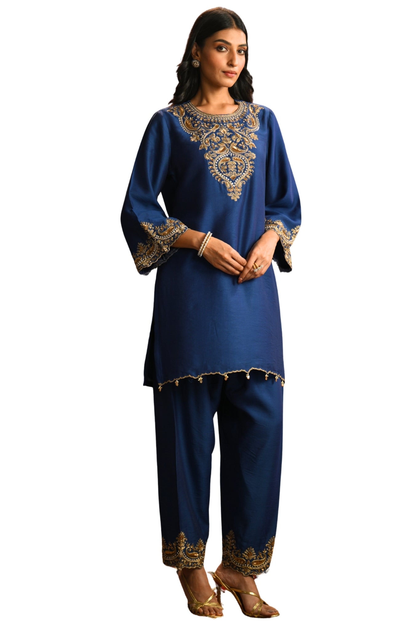 Blue Neelam Haar Embroidered Kurta Set Troob