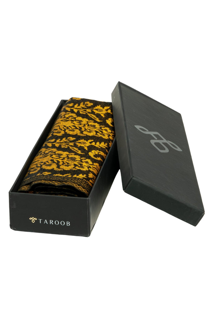 Taroob Gift Set of Unisex Black & Gold Stole for Him or Her