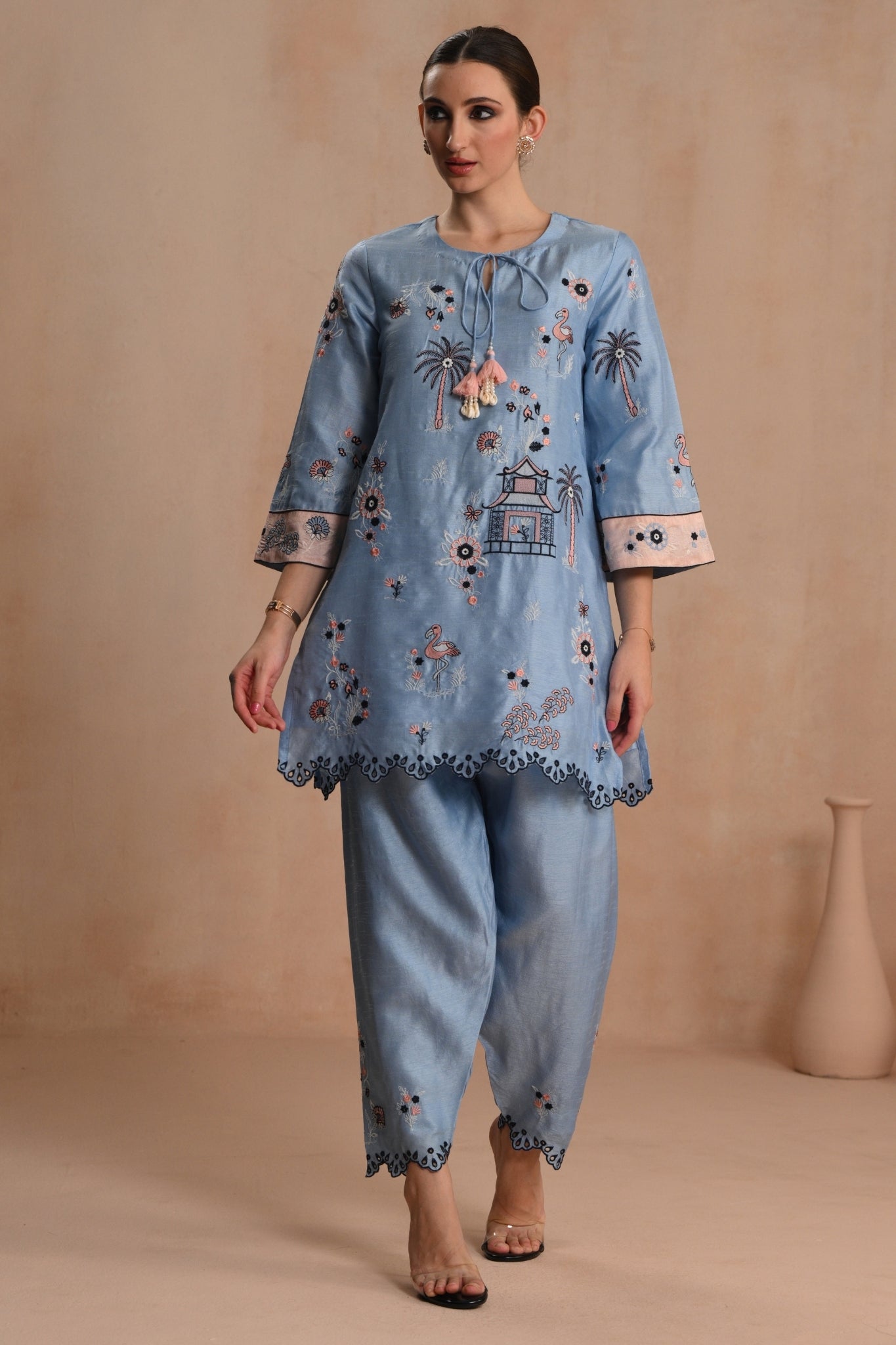 Neel Gulshan Embroidered Kurta Set Taroob