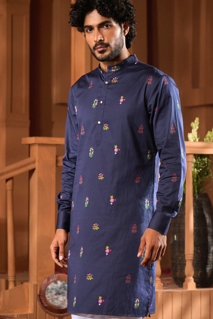 Taroob Kashmiri Motifs Printed Kurta Pajama Set