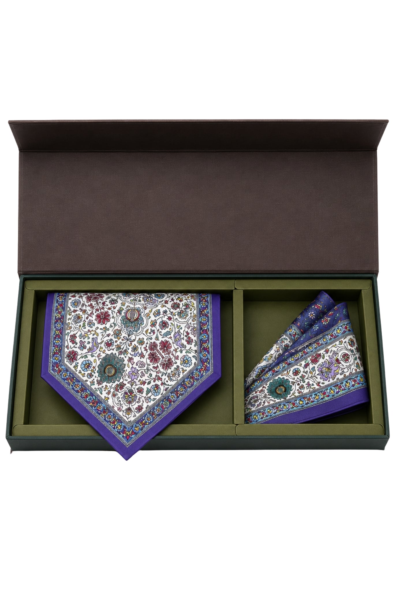 Taroob Gift Set of Pocket Square & Cravat