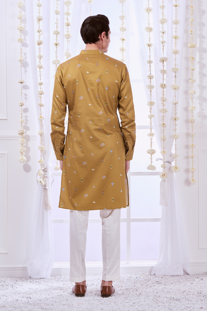 Mughal Darbar Printed Kurta Pajama Set
