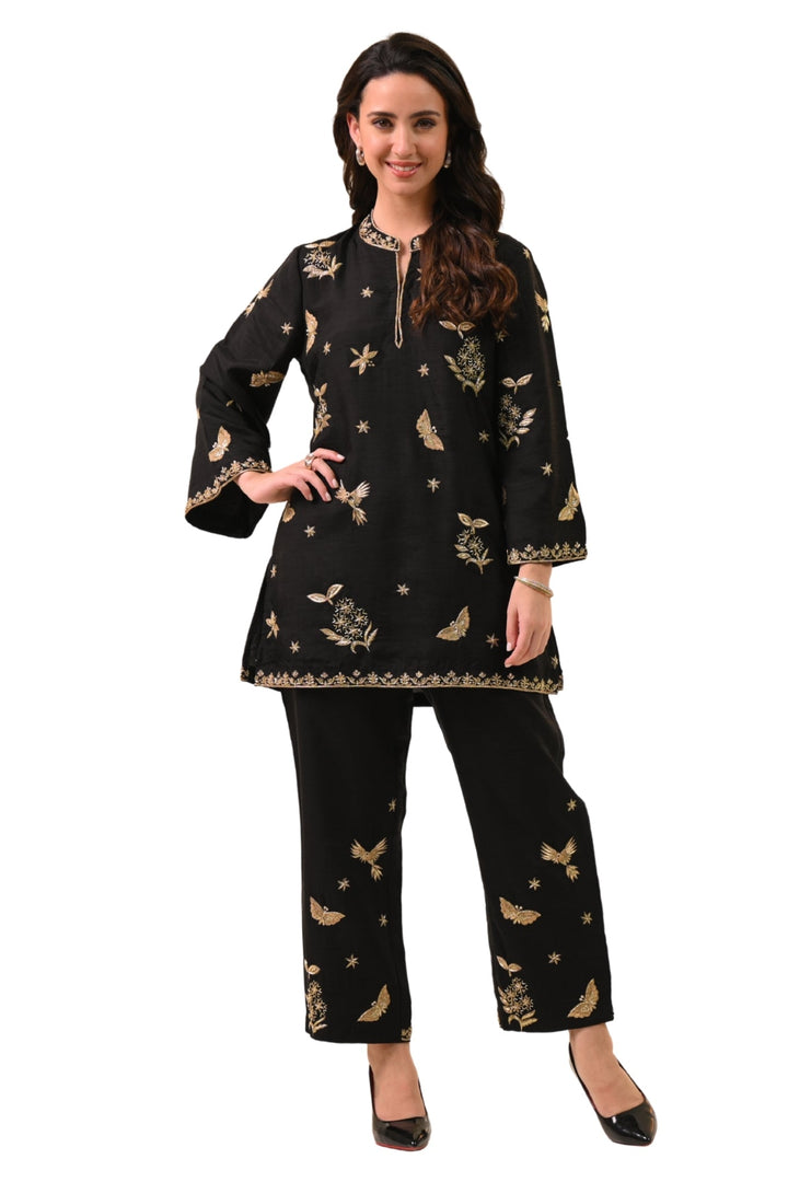 Taroob Flowers & Bugs Hand Embroidered Kurta Set