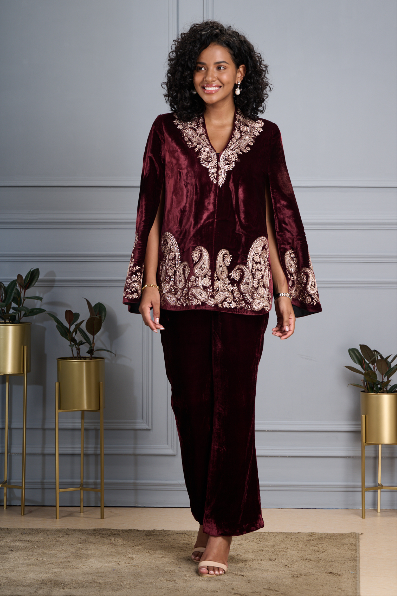 Taroob Hand Embellished Paisley Velvet Cape