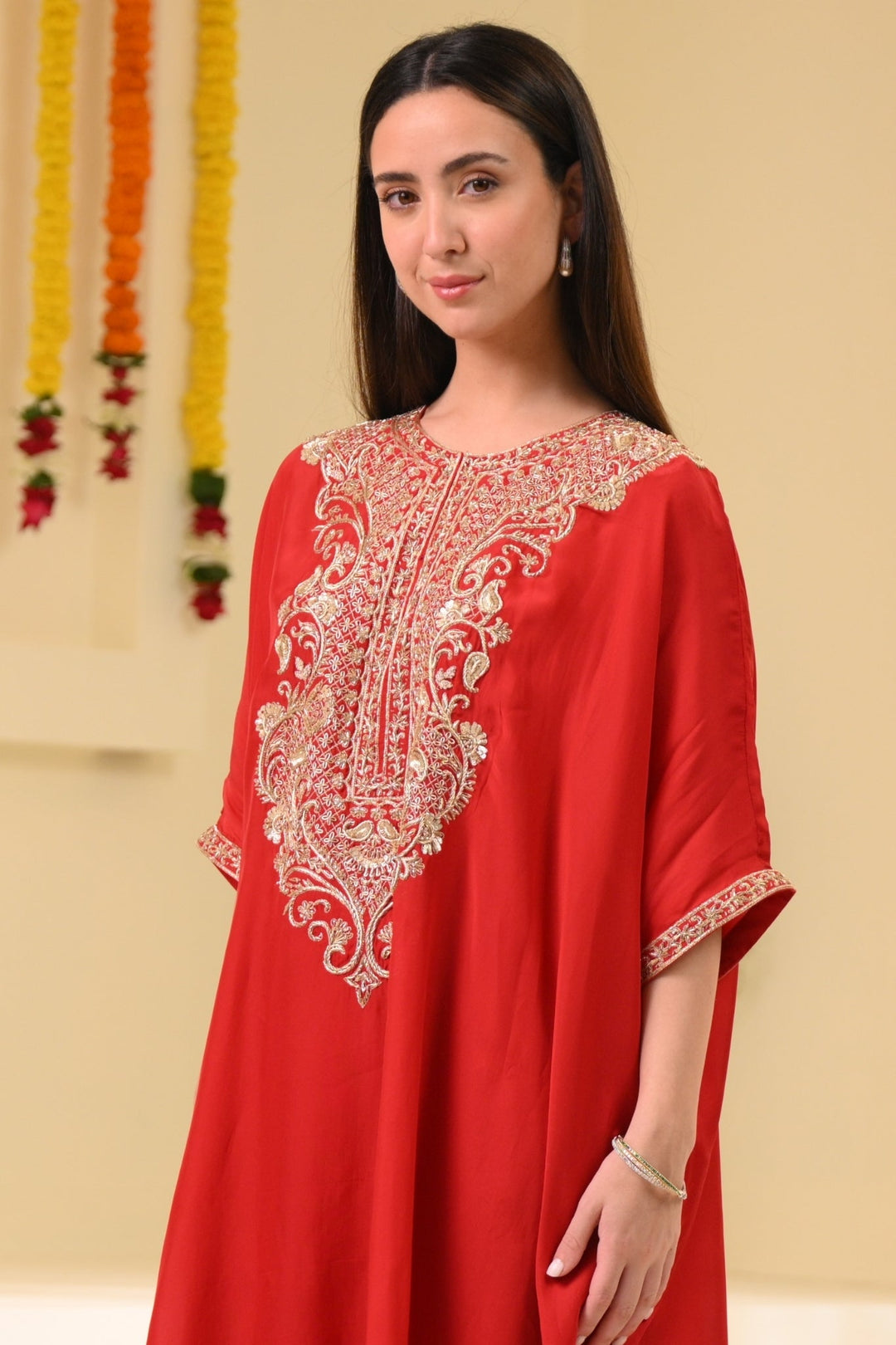 Taroob Hand Zardozi Choga Set