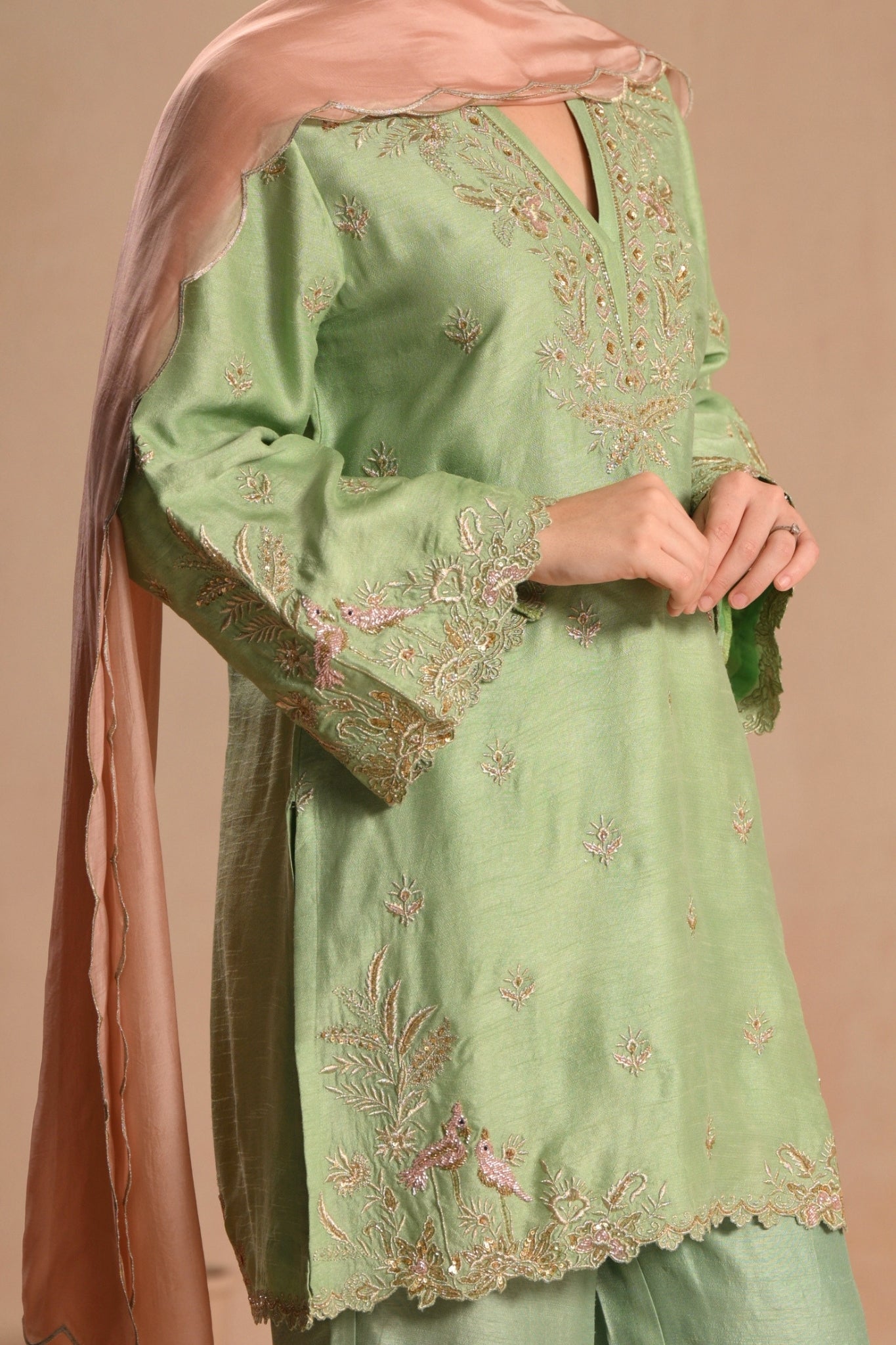 Women's Mint Green Nayab Hand Embroidered Kurta Set Taroob