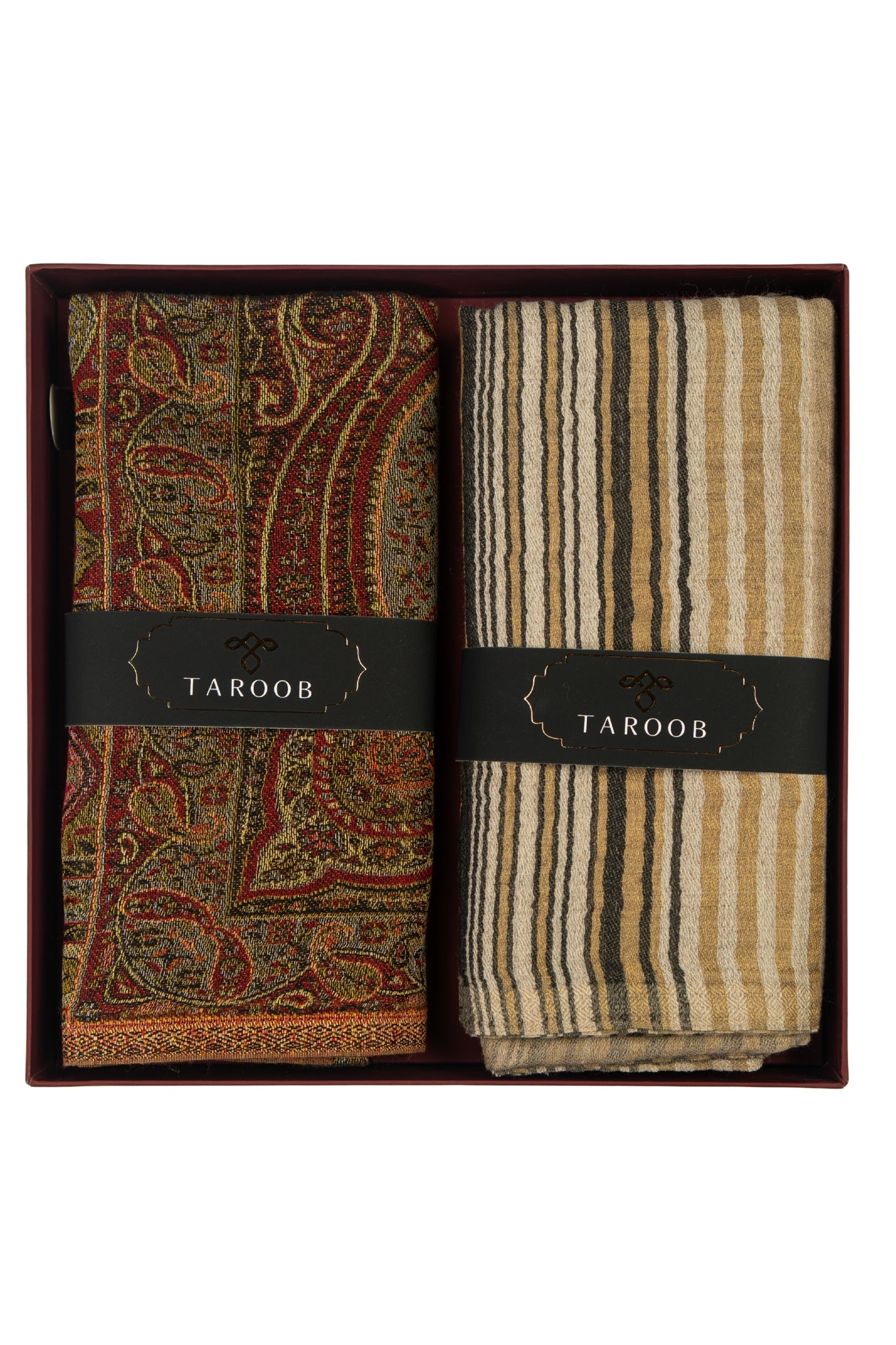 Couple Gift Set of Zari Stole for Him & Jamawar Stole for Her – Women's Gift Boxes for His & Her – Styling view | Taroob
