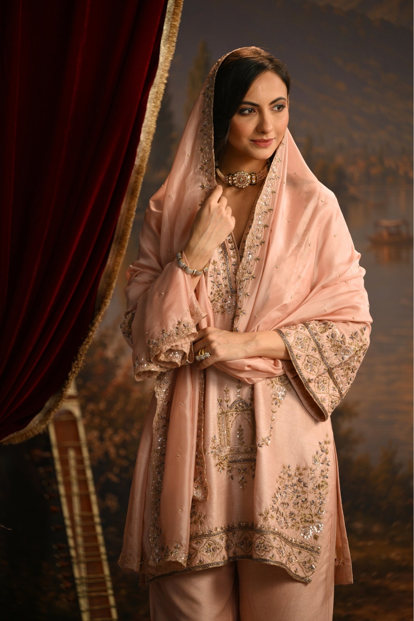 Pink Jharokha Mahal Embroidered Kurta Set Taroob