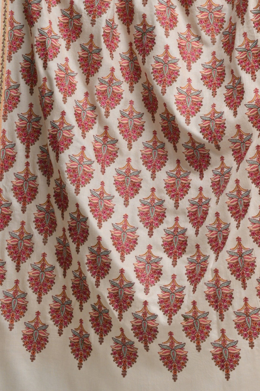 Taroob Embroidered Jamawar Stole