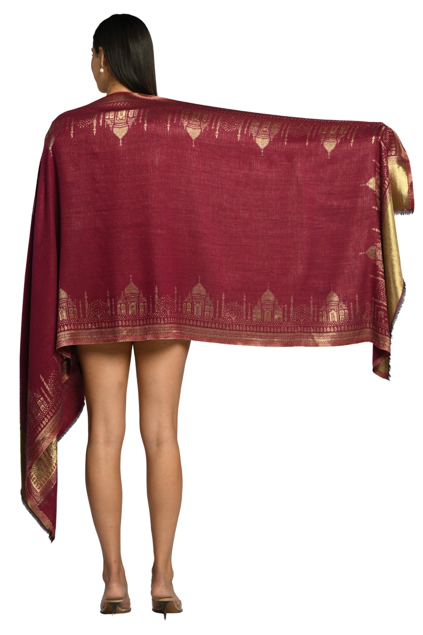 Taroob Taj Noor Resham Stole